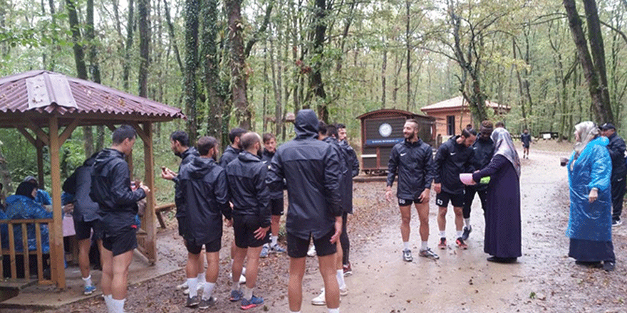 Derbentspor derbiyi unuttu