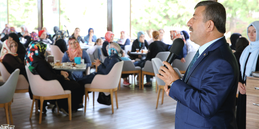 Karabacak,  Darıca’da ki projeleri anlattı