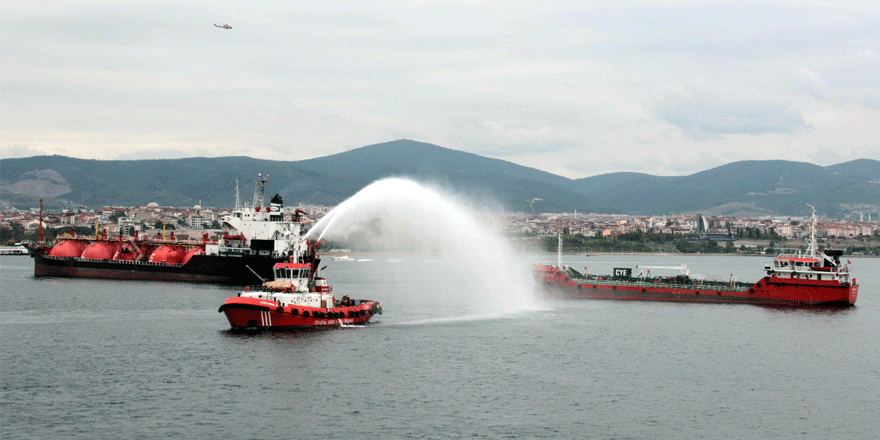 Körfez'de deniz kirliliğine müdahale tatbikatı