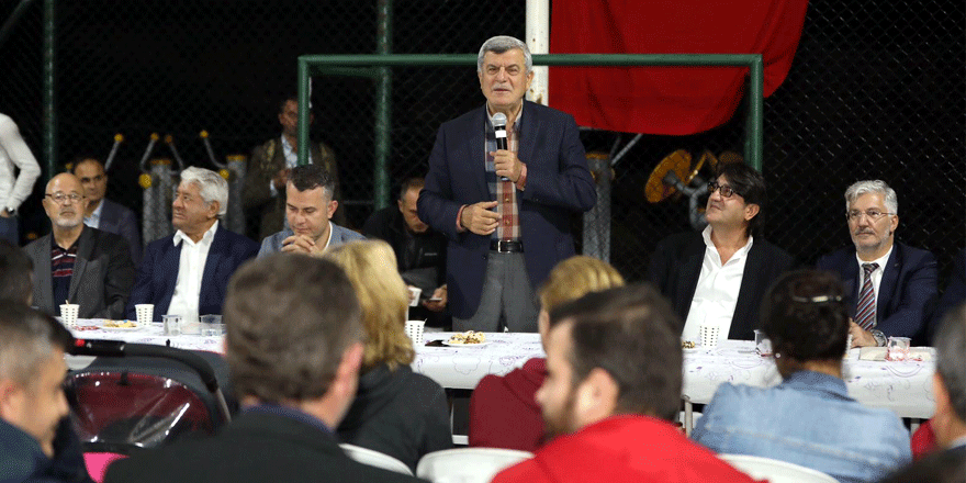 Vatandaşlarla biraraya geldi