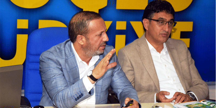 4,5 yılını  anlattı,  adaylık sinyali verdi