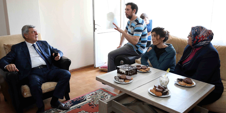 “İhtiyaç sahiplerinin yanındayız”