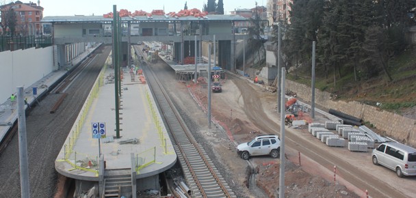 İstasyonda çalışmalar kaplumbağa hızında