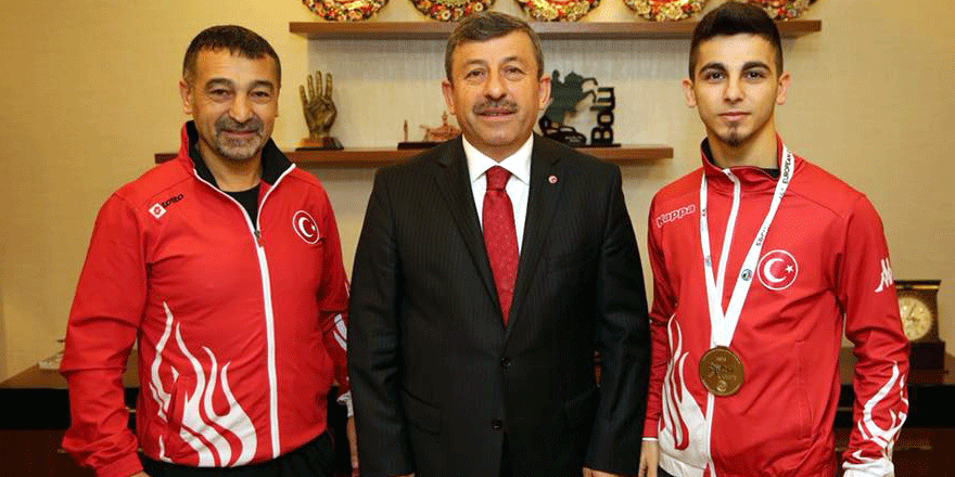 TOKYO’DA ZAFER ŞAMDAN’IN