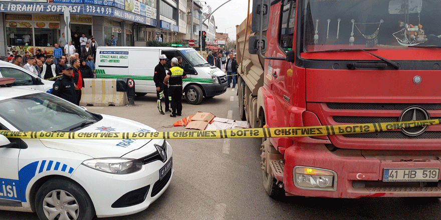 Pazardan dönerken hayatını kaybetti