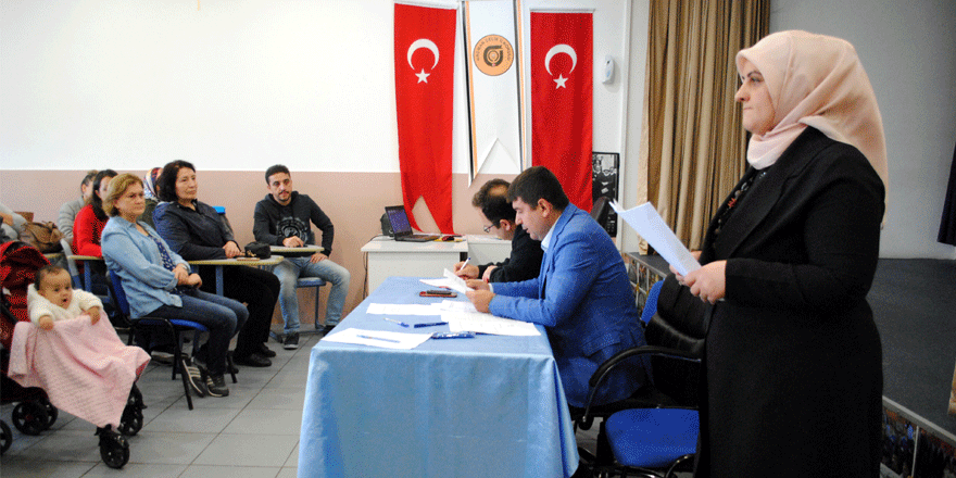 Kroman Çelikte Okul Aile birliği seçildi