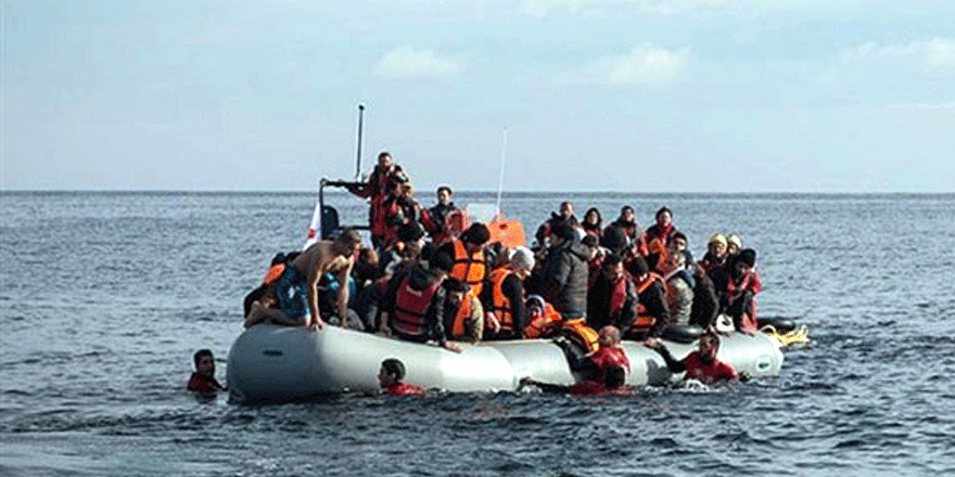 Bodrum'da sığınmacıları taşıyan tekne battı