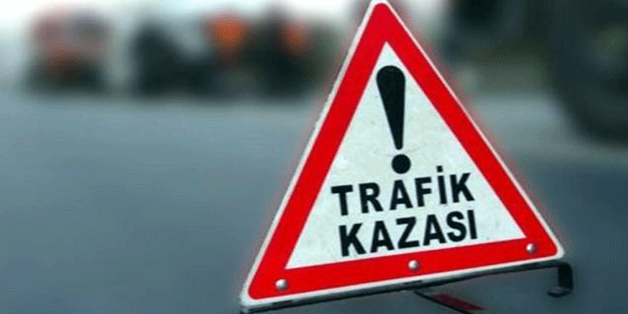 Minibüs  kağıt toplayan kişiye çarptı!