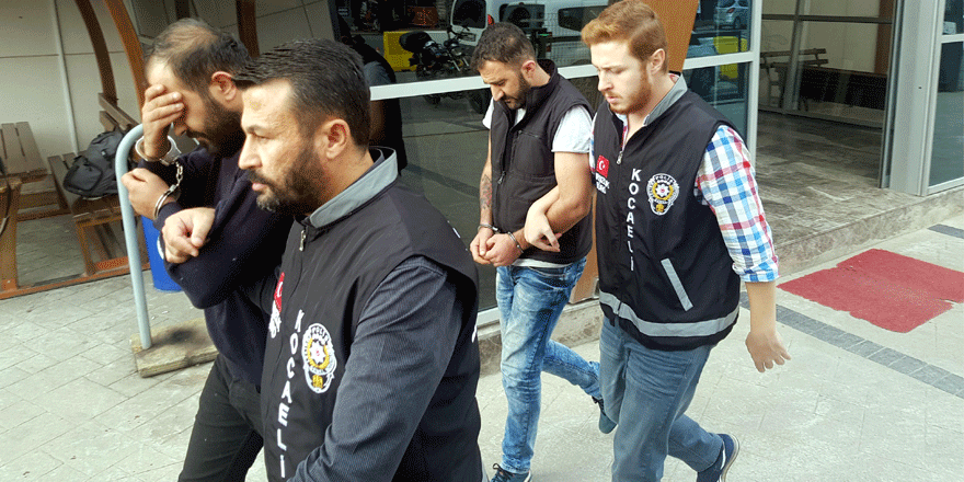 Muhabbet kuşunu da çaldılar