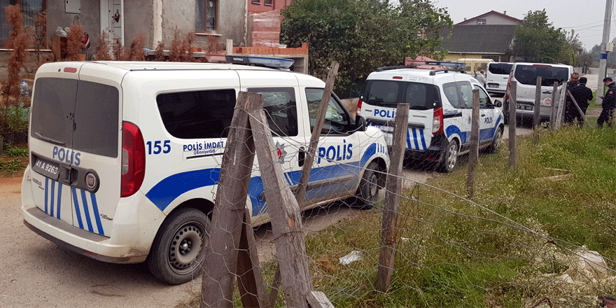 Babasının evleneceği kadını öldürdü