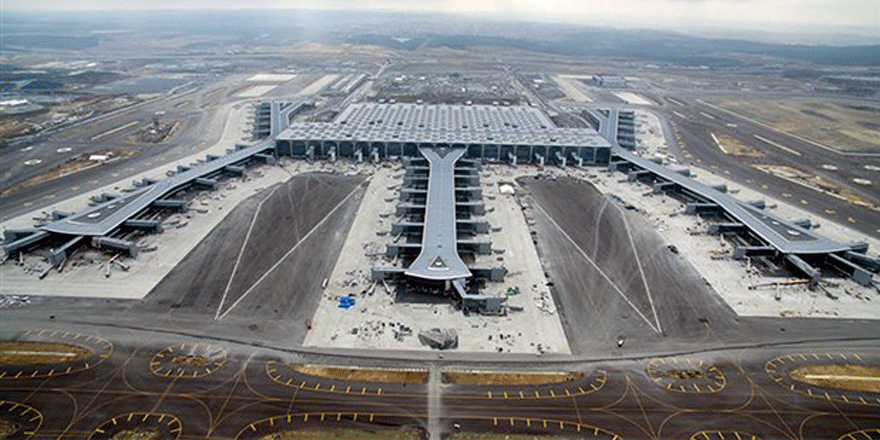 Zafer değil ‘şov’ anıtı!