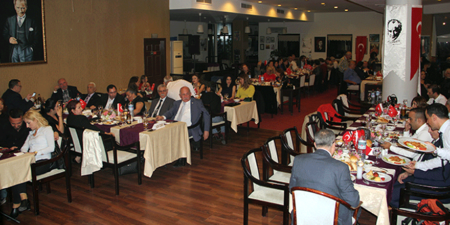 Eğitim İş’ten  görkemli gece