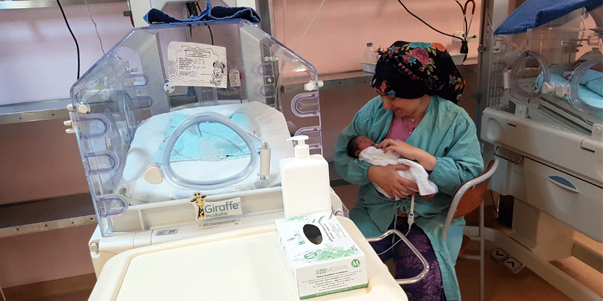 Hastane içinde yeni anneler için 5 yıldızlı otel hizmeti