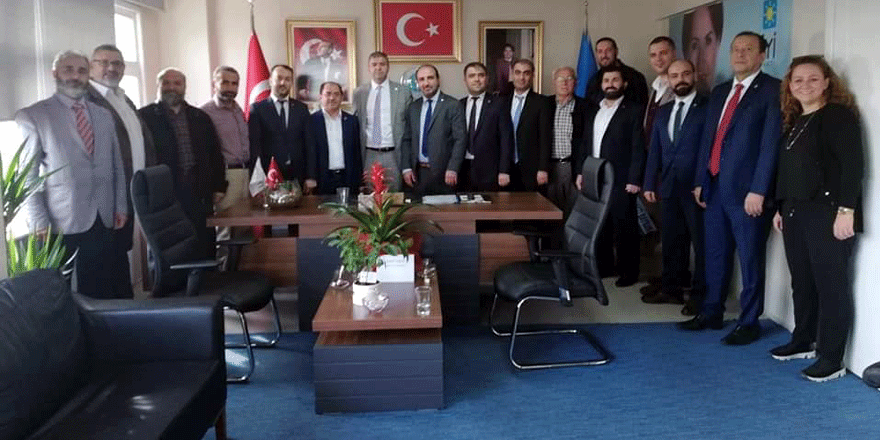 Saadet Partisi İYİ Parti’ye gitti