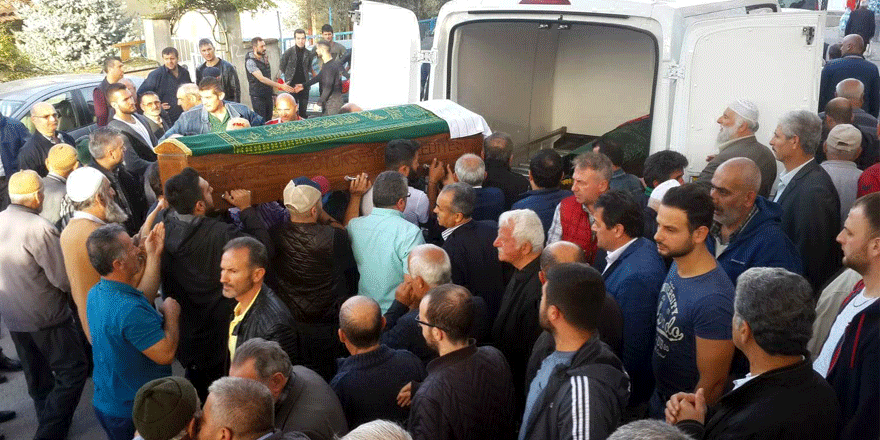 Kaza da can veren çift, toprağa verildi