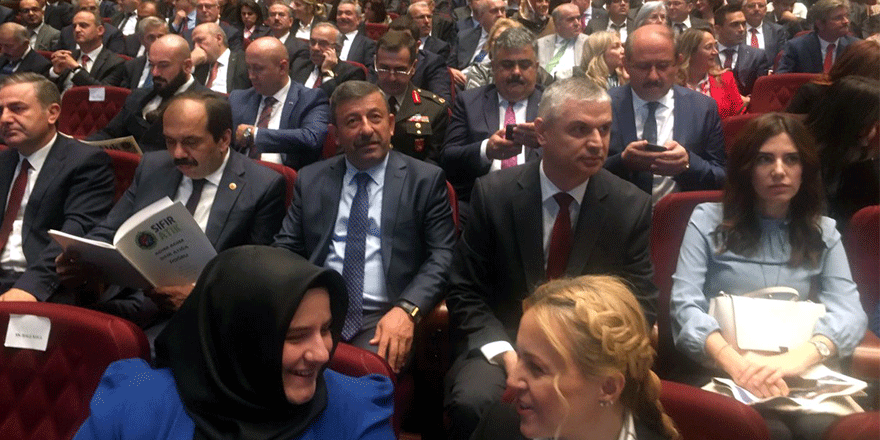 Karabacak zirveye katıldı