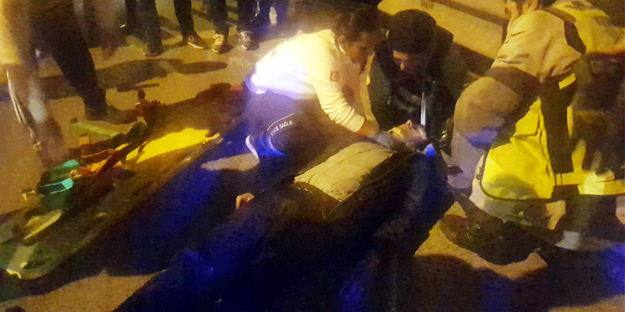 Motosiklet virajda savruldu: 1 yaralı