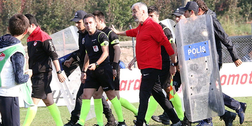 Çanlar Gölcükspor için çalıyor