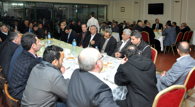 AKP Dilovası istişarede bulundu