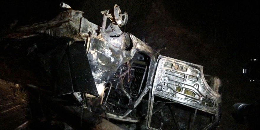 Araç yandı: 4 yaralı