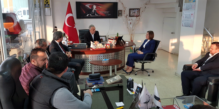 Oto Ticaret Merkezi’ni ziyaret etti