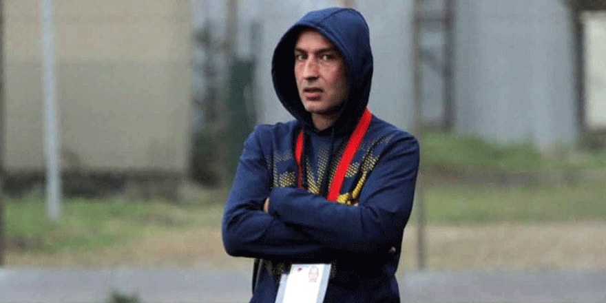 Ahmet Suğur, istifa etti