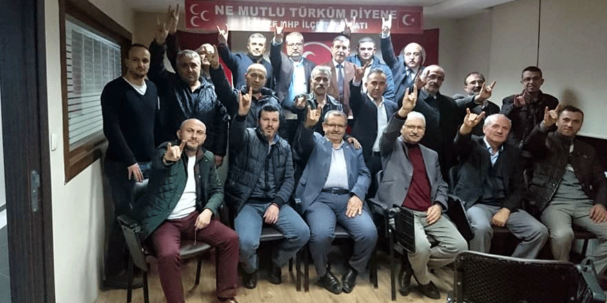 ‘Üç hilalli bayrağı dikeceğiz’