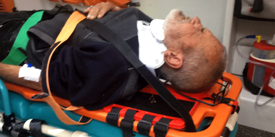 Görme engelliyi itfaiye kurtardı