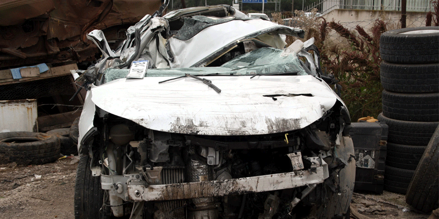 Otomobil takla attı; sürücü öldü