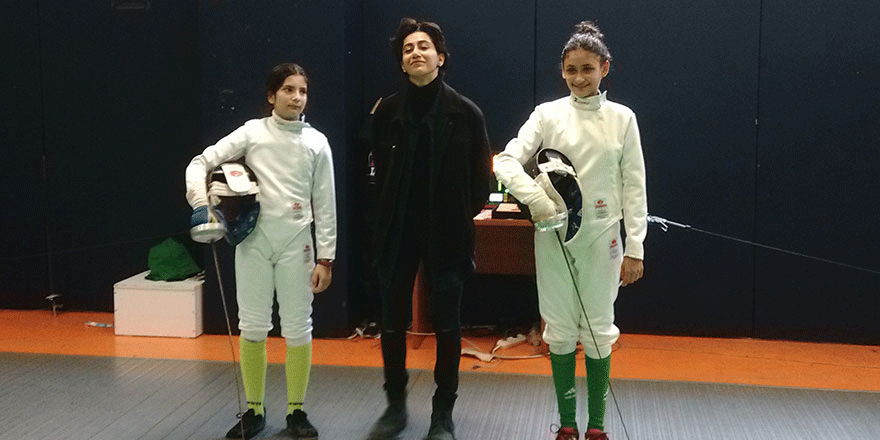 Eskirimde Kağıtspor imzası