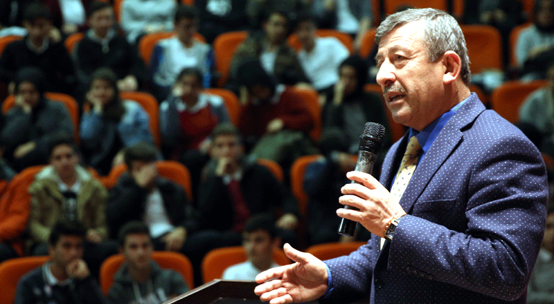 Karabacak’tan  gençlere tavsiyeler