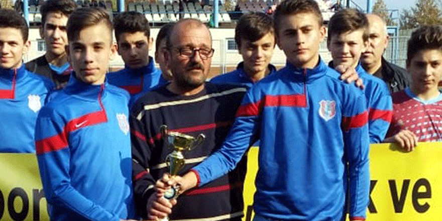 15’lerde Karadenizspor şampiyon