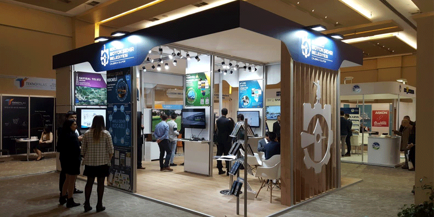 Büyükşehir, ‘’Akıllı Teknolojiler’’ fuarına katıldı
