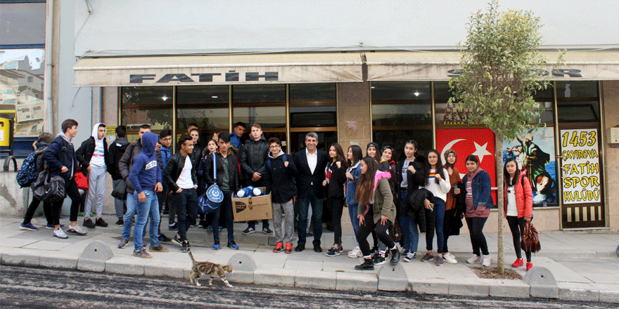 İlhami Bayrak, Sporcuları kahvaltıda ağırladı