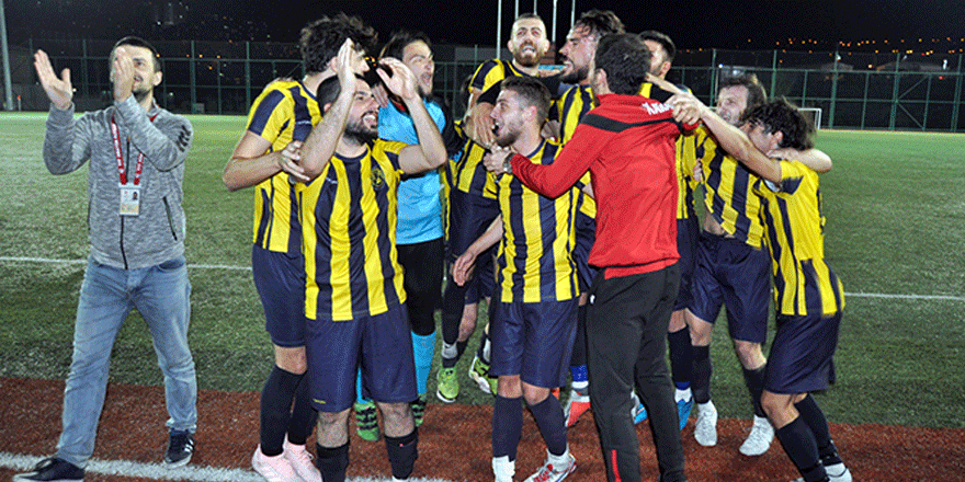 Karamürsel 3 puanla başladı:1-3