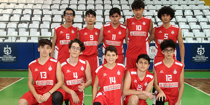 Lise baskette durmak yok