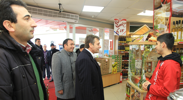 Demirci, “Esnaf bizim için önemli”