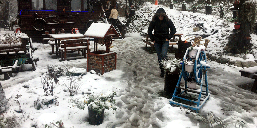 Kartepe beyaza büründü