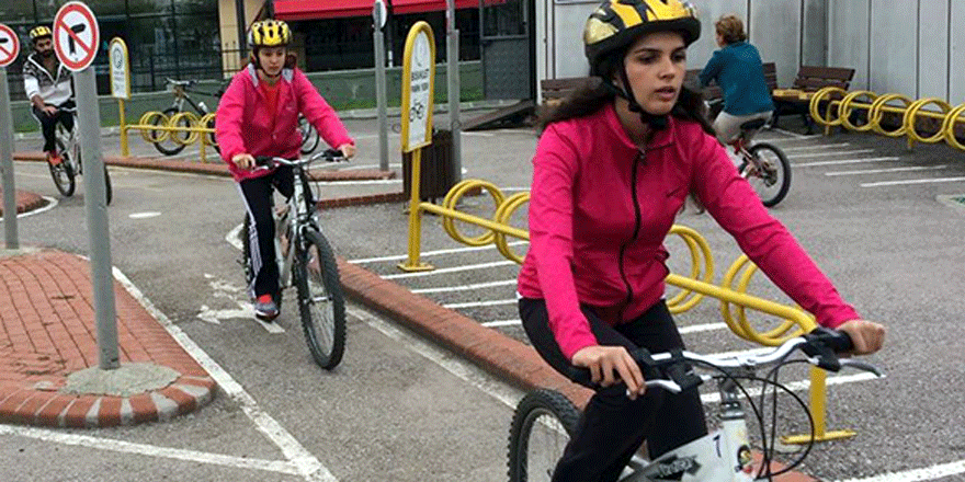 BESYO öğrencileri bisiklet eğitiminde