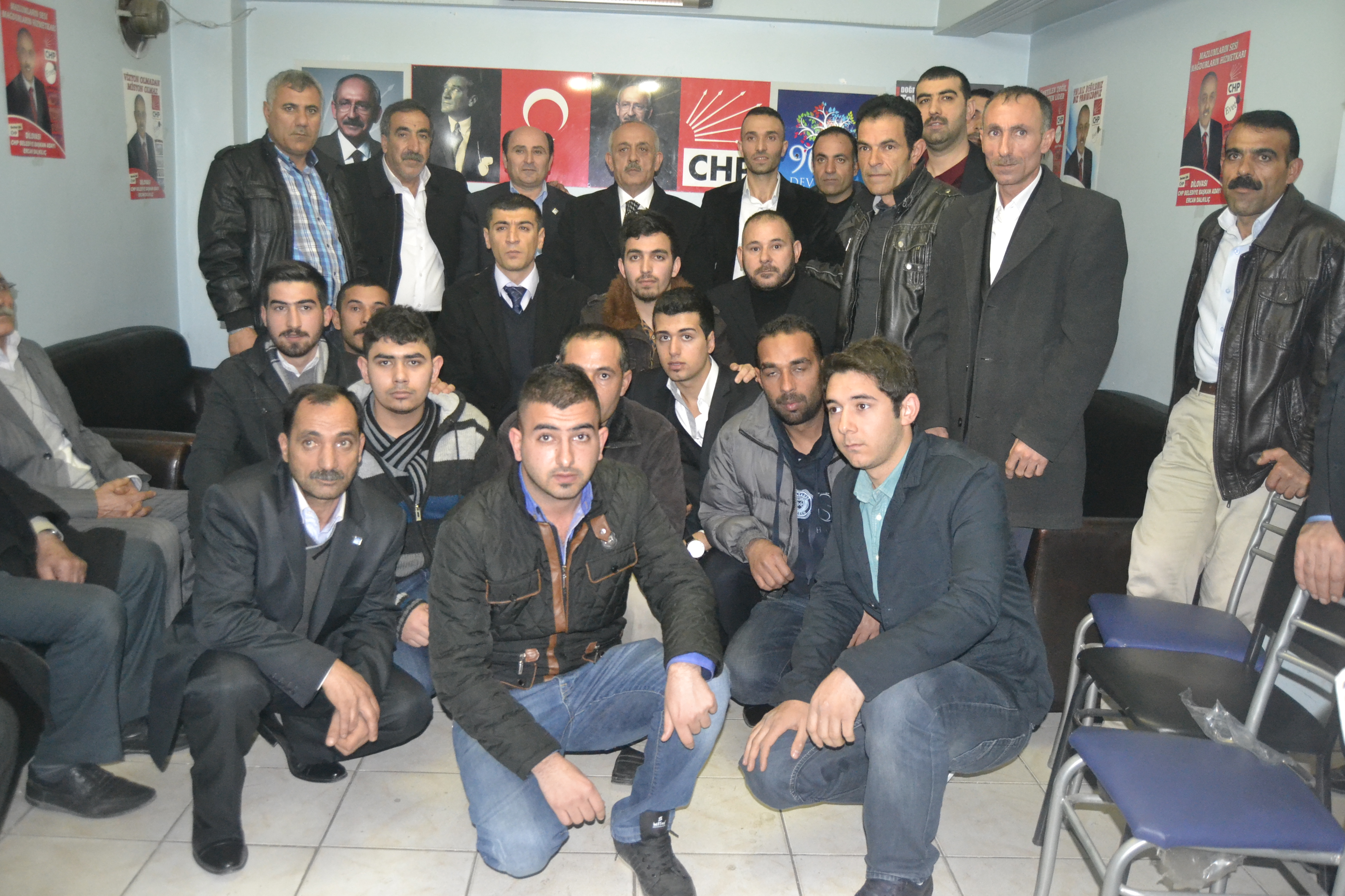 Pileki aşireti CHP’ye topluca geçti