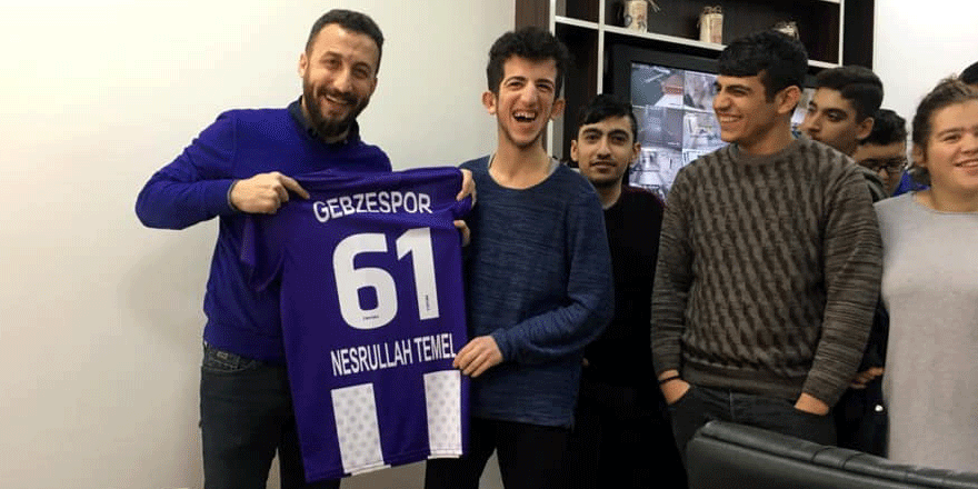 SEVGİ TÜM ENGELLERİ AŞAR