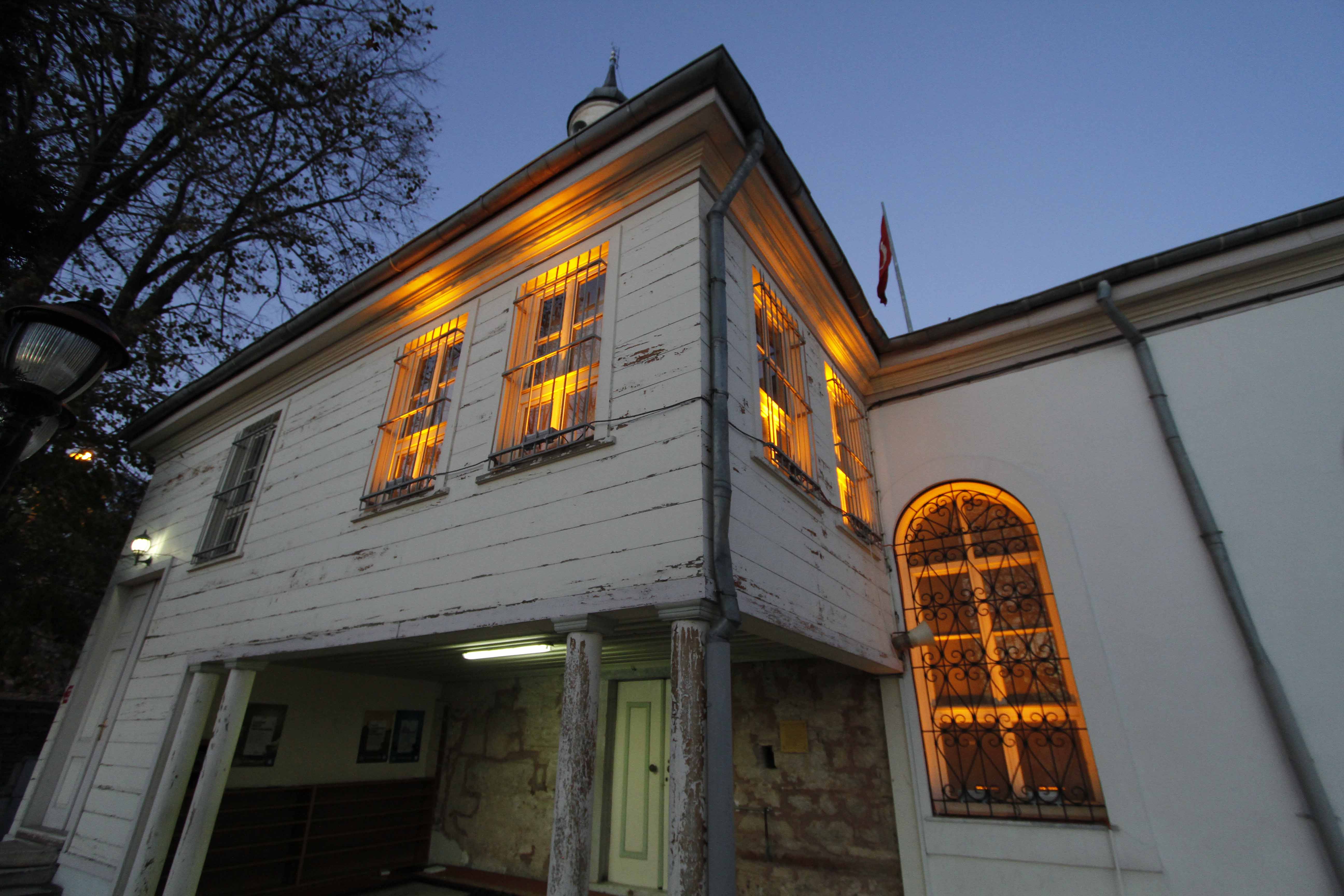 Tarih aydınlanıyor