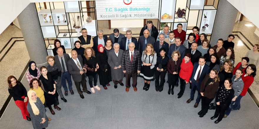 Emeklilere teşekkür töreni