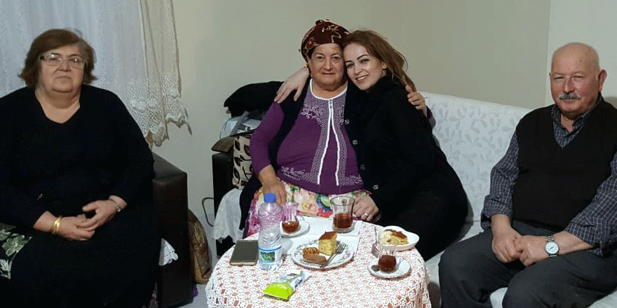 Burcu Çetinkaya’dan ev ziyaretleri