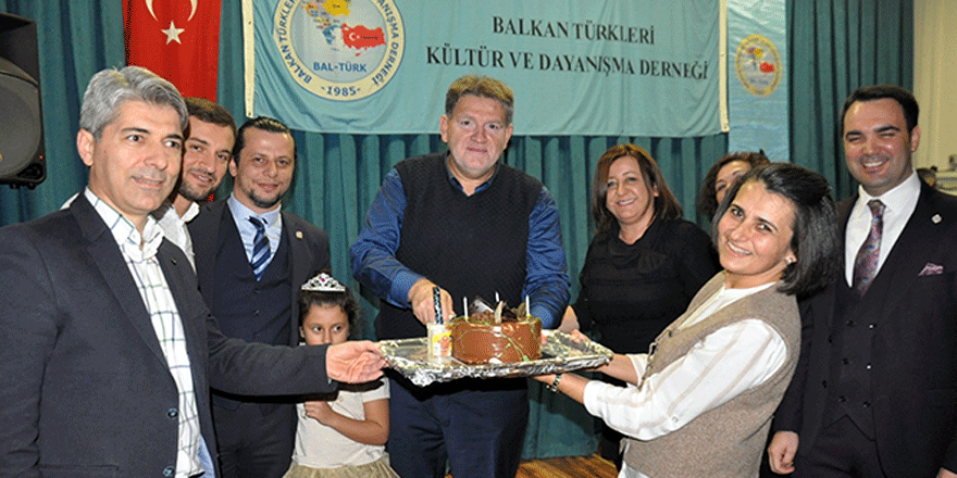 Balkan Türkleri  gece düzenlendi