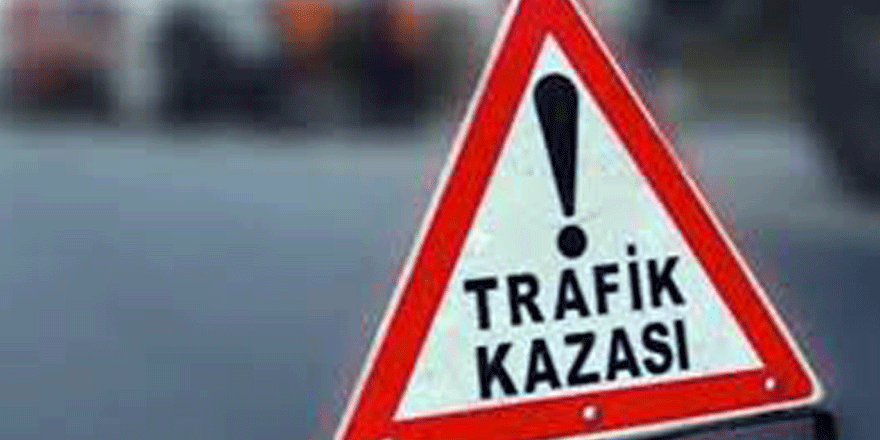 İşçi servisi devrildi:7 yaralı