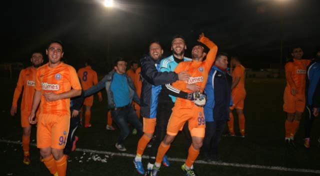 SULTAN ‘BAL’ KOKUSU VERİYOR