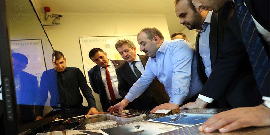  Bakanı Mustafa Varank TÜBİTAK’da inceleme yaptı