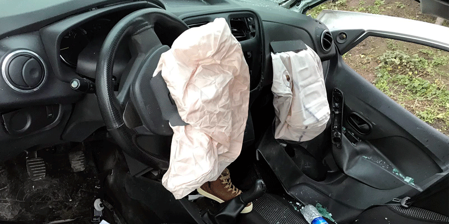 Hava yastıkları hayat kurtardı