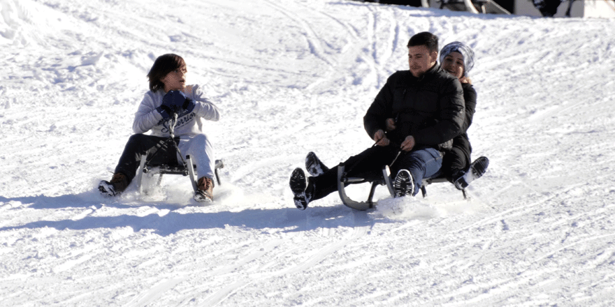 Kartepe Kayak Merkezi'ne yılbaşı akını